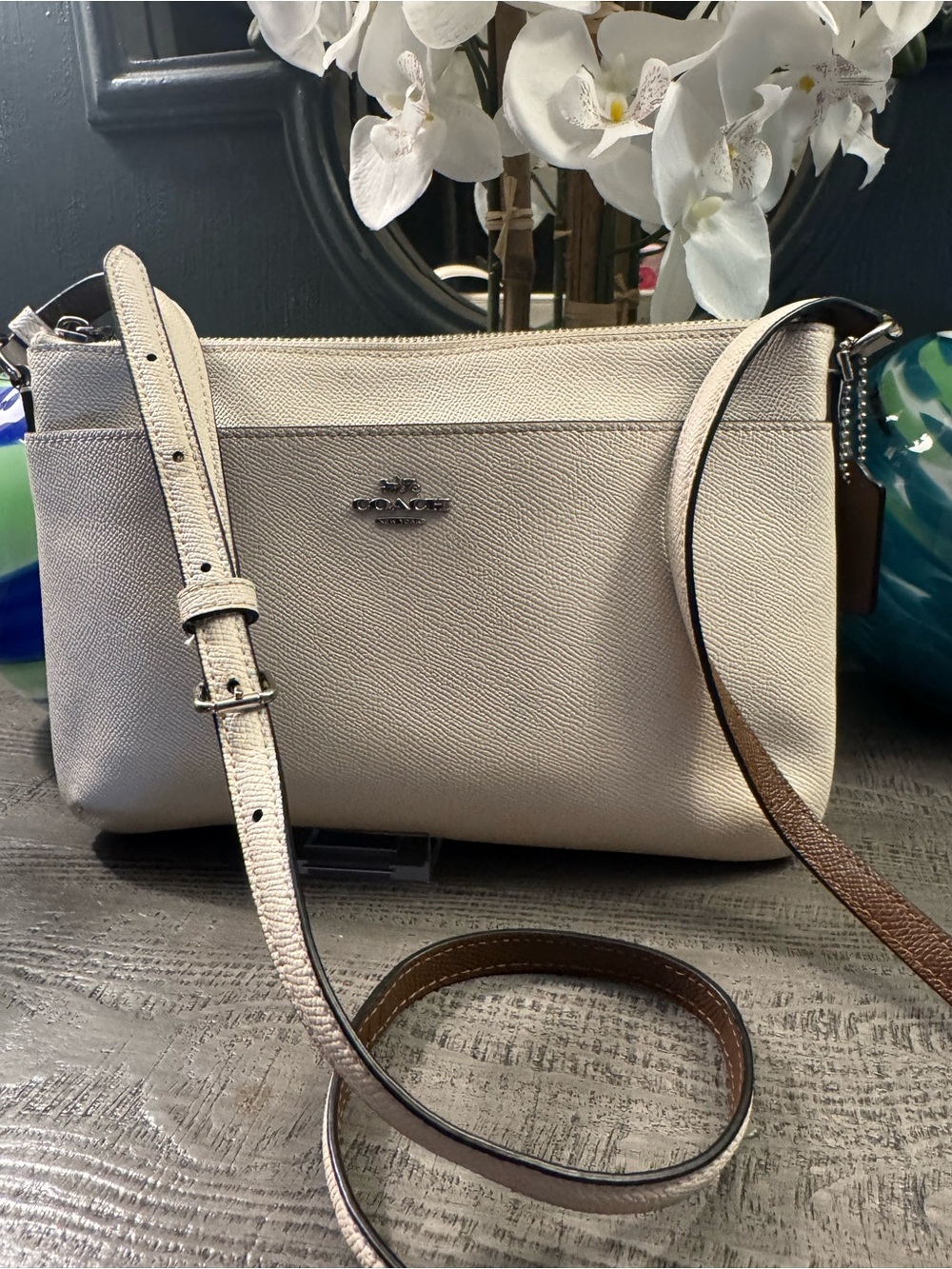 Coach Pebbled Leather Light Cream Crossbody Bag w/ Two Toned Strap & Hang Tag